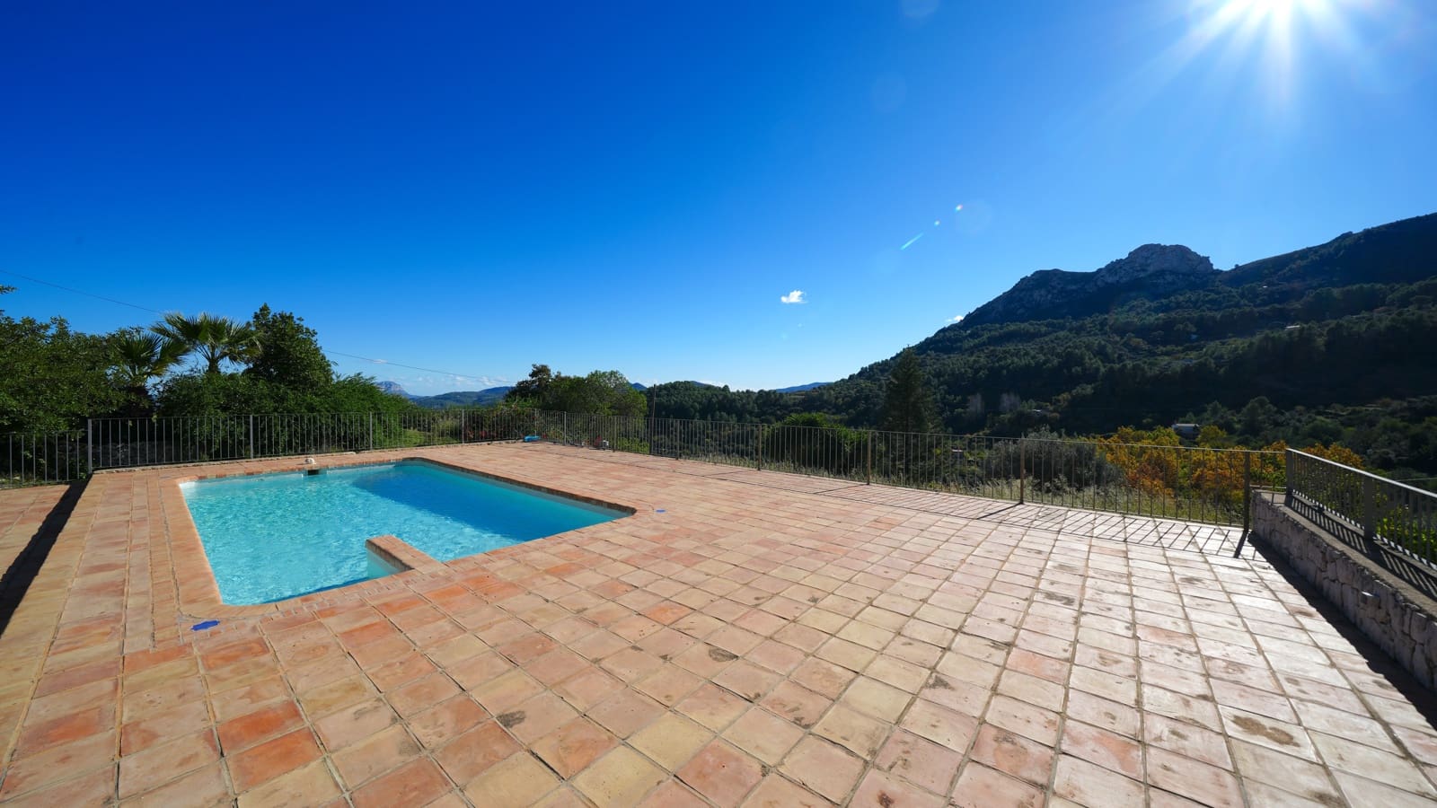 9 slaapkamer Finca/Landhuis te koop in Vall de Laguart met zwembad garage - € 1.300.000 (Ref: 9578030)