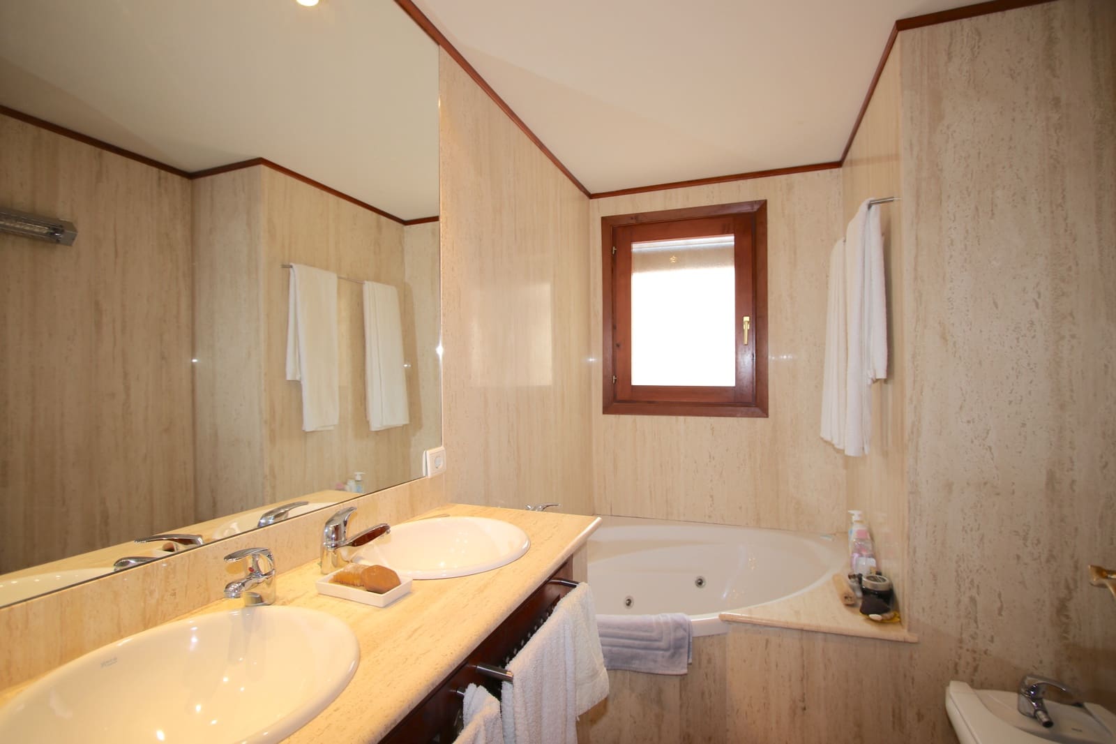 9 slaapkamer Finca/Landhuis te koop in Vall de Laguart met zwembad garage - € 1.300.000 (Ref: 9578030)