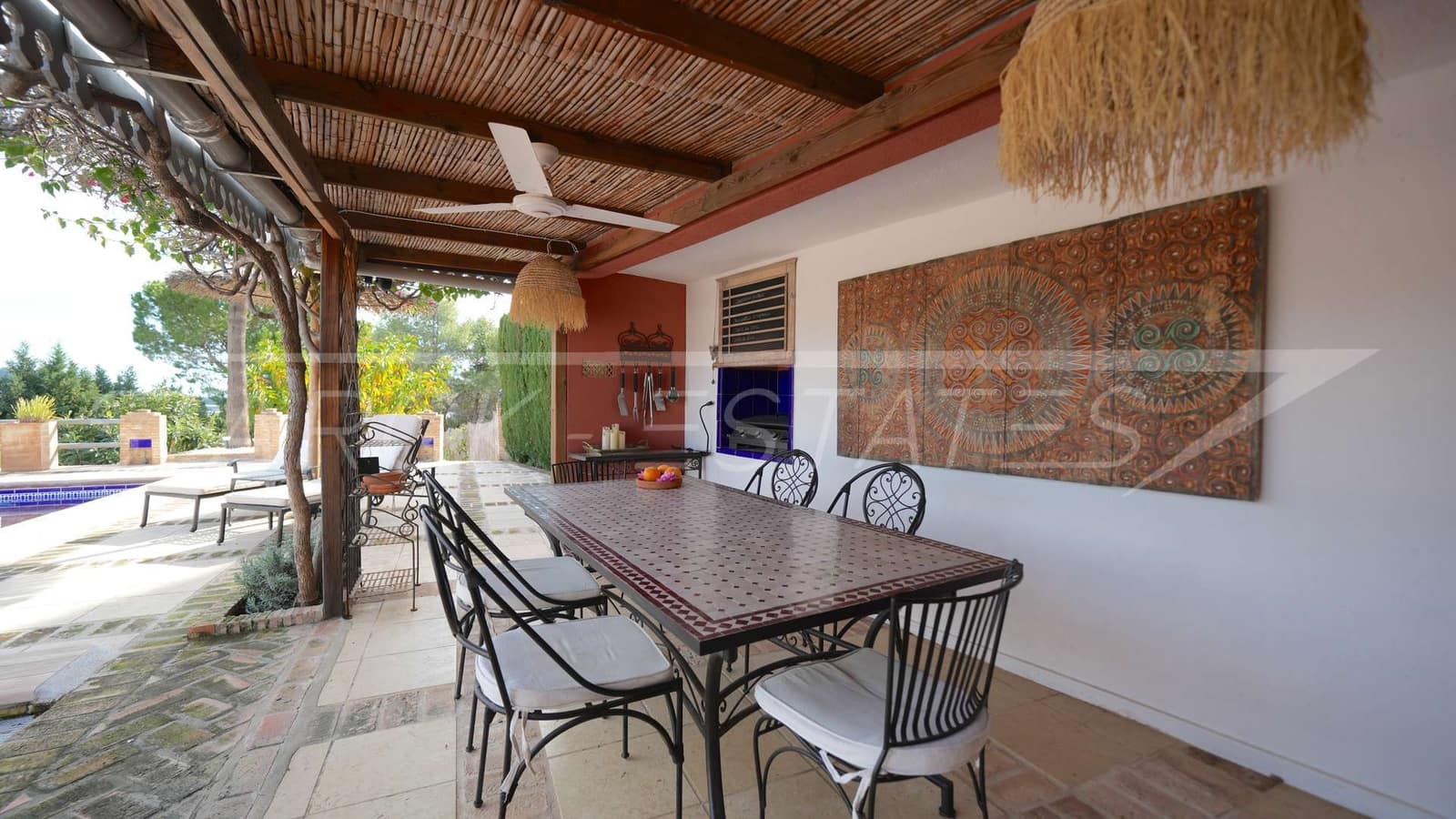 3 slaapkamer Finca/Landhuis te koop in Callosa d'En Sarria met zwembad - € 490.000 (Ref: 9598534)