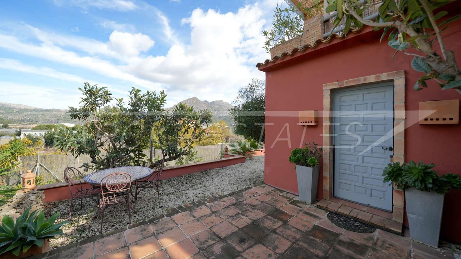 3 slaapkamer Finca/Landhuis te koop in Callosa d'En Sarria met zwembad - € 490.000 (Ref: 9598534)