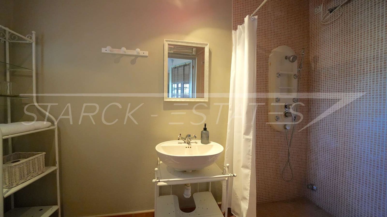 3 slaapkamer Finca/Landhuis te koop in Callosa d'En Sarria met zwembad - € 490.000 (Ref: 9598534)