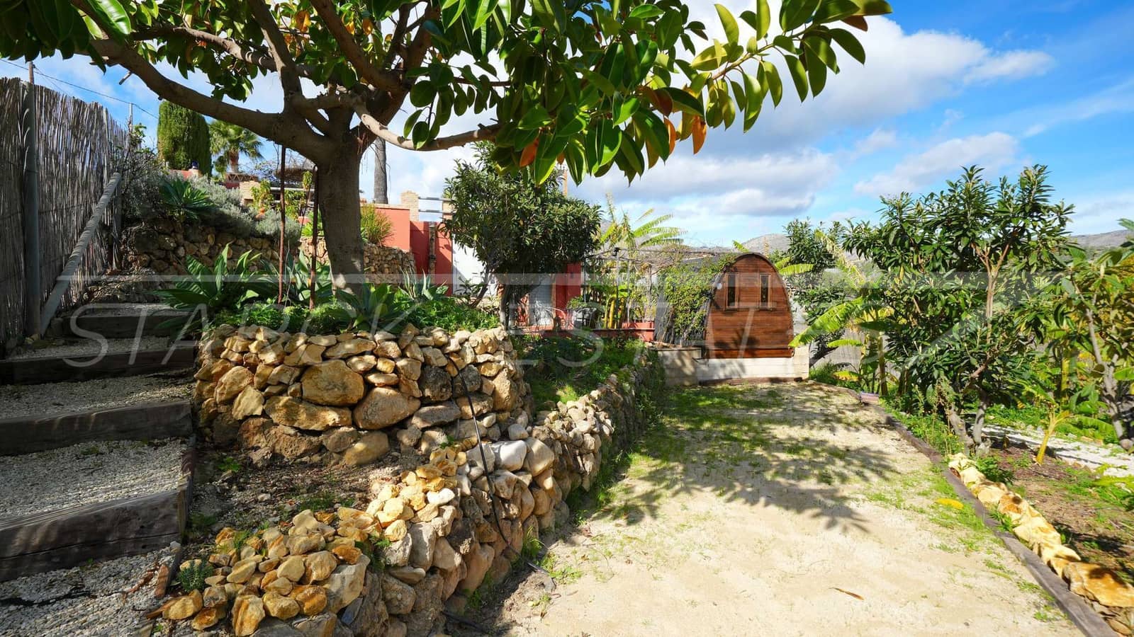 3 slaapkamer Finca/Landhuis te koop in Callosa d'En Sarria met zwembad - € 490.000 (Ref: 9598534)
