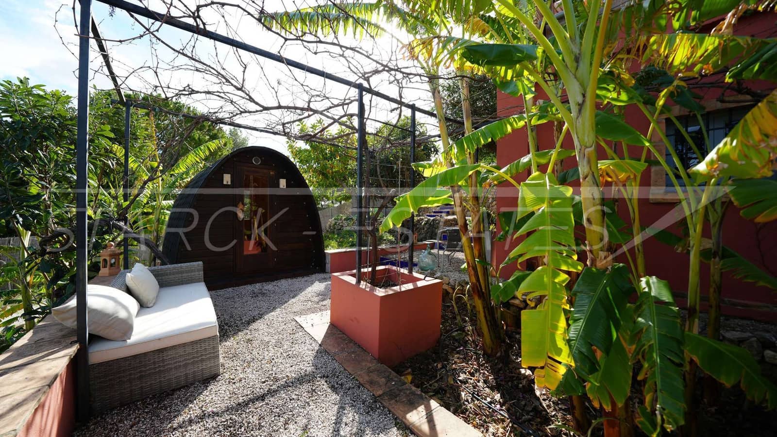 3 slaapkamer Finca/Landhuis te koop in Callosa d'En Sarria met zwembad - € 490.000 (Ref: 9598534)