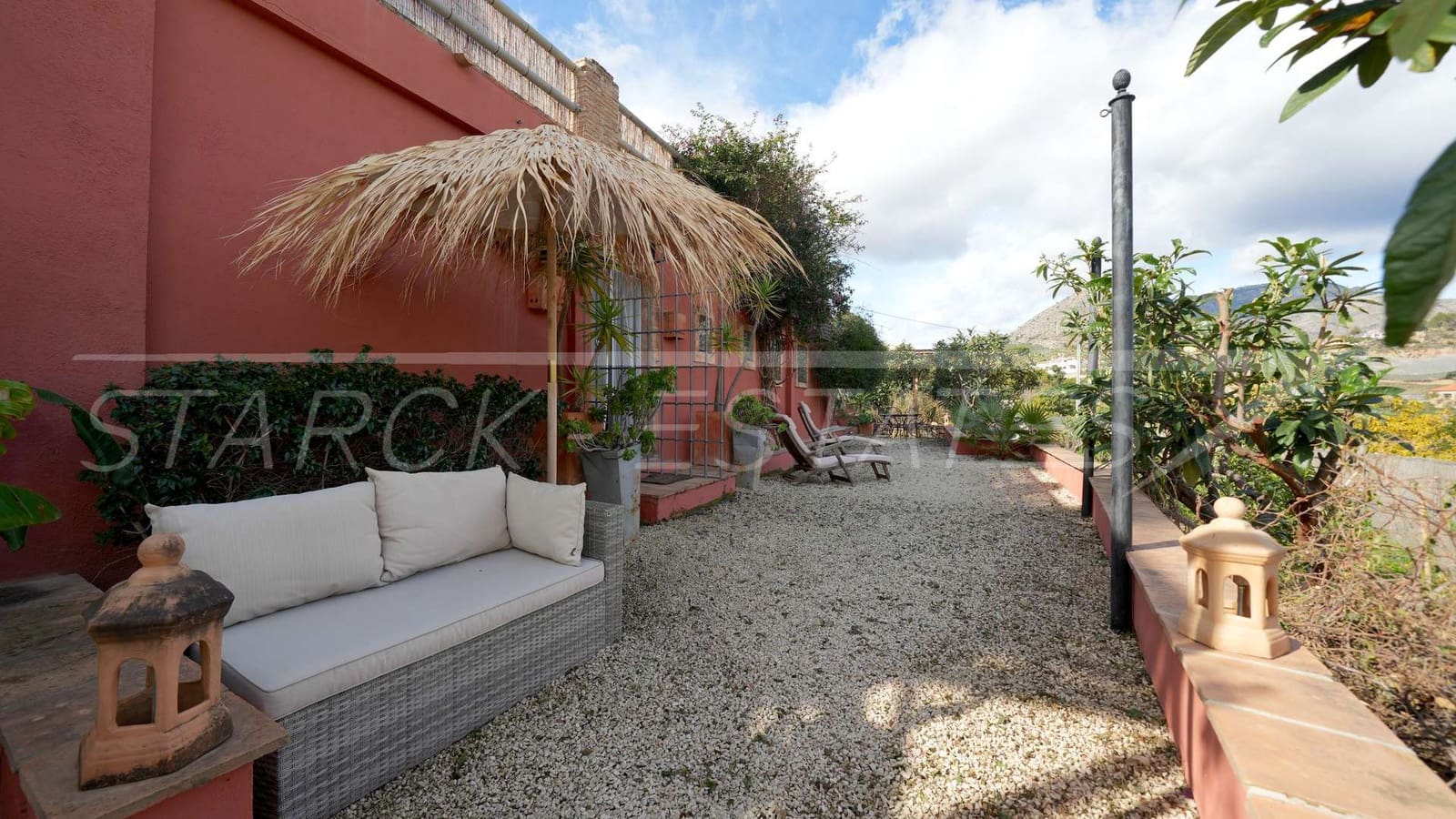 3 slaapkamer Finca/Landhuis te koop in Callosa d'En Sarria met zwembad - € 490.000 (Ref: 9598534)