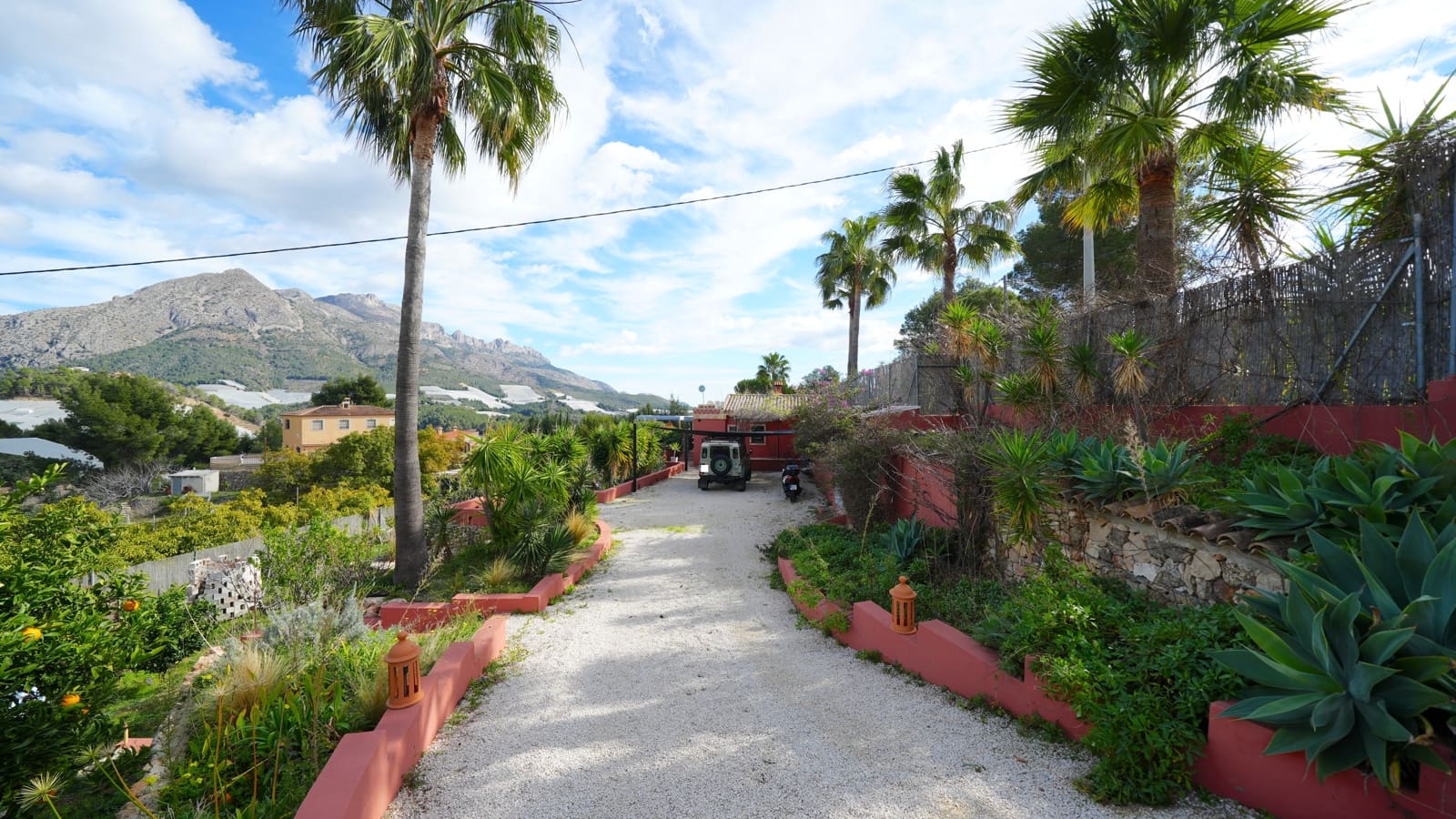 3 soverom Finca/Herregård til salgs i Callosa d'En Sarria med svømmebasseng garasje - € 395 000 (Ref: 9598534)