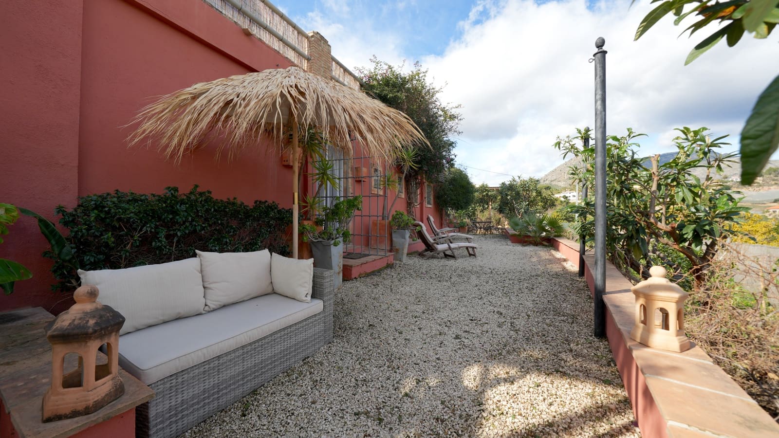 3 soverom Finca/Herregård til salgs i Callosa d'En Sarria med svømmebasseng garasje - € 395 000 (Ref: 9598534)