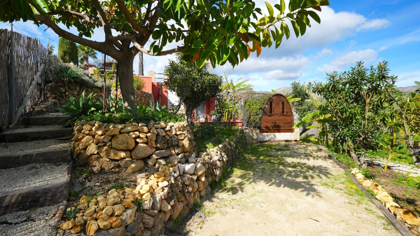 3 soverom Finca/Herregård til salgs i Callosa d'En Sarria med svømmebasseng garasje - € 395 000 (Ref: 9598534)