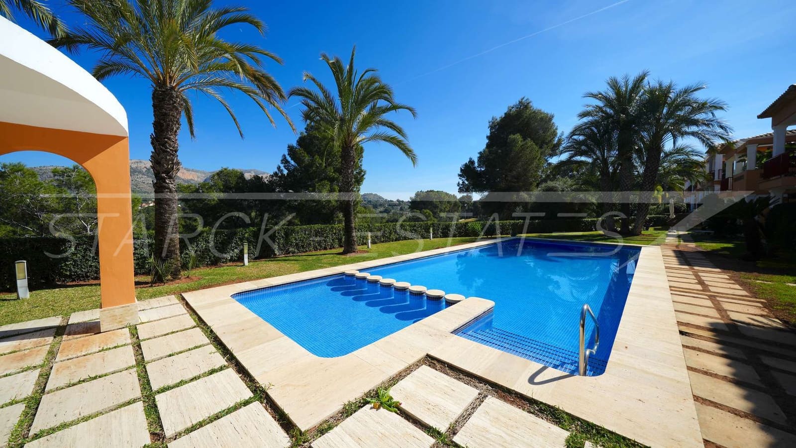 2 soveværelse Lejlighed til salg i Pedreguer med swimmingpool - € 349.000 (Ref: 9626136)