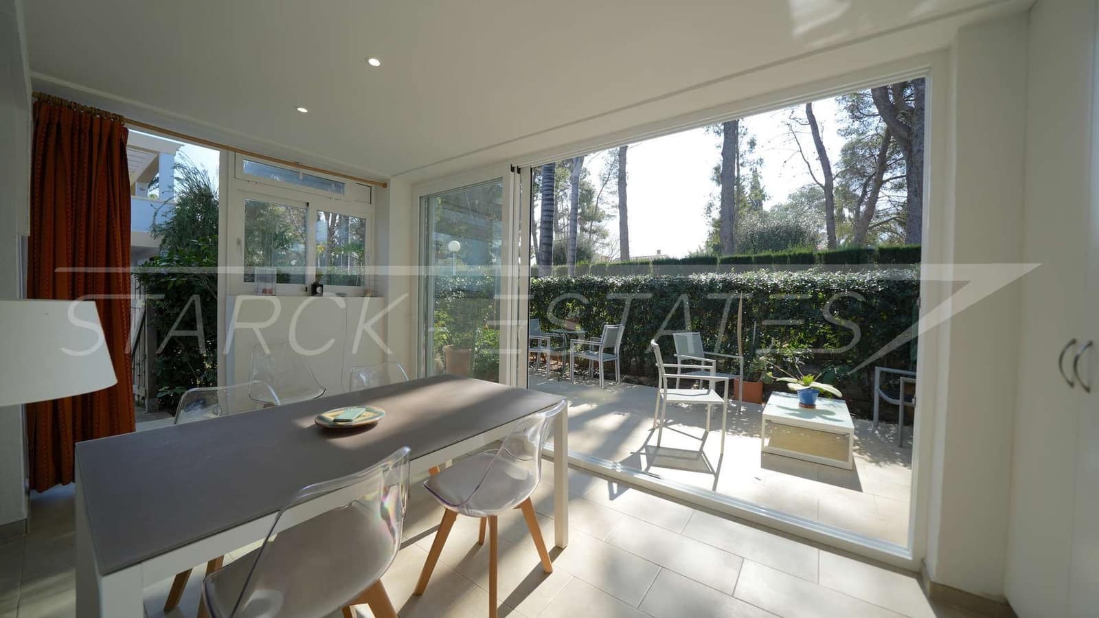 Apartamento de 2 habitaciones en Dénia en venta con piscina - 299.000 € (Ref: 9638073)