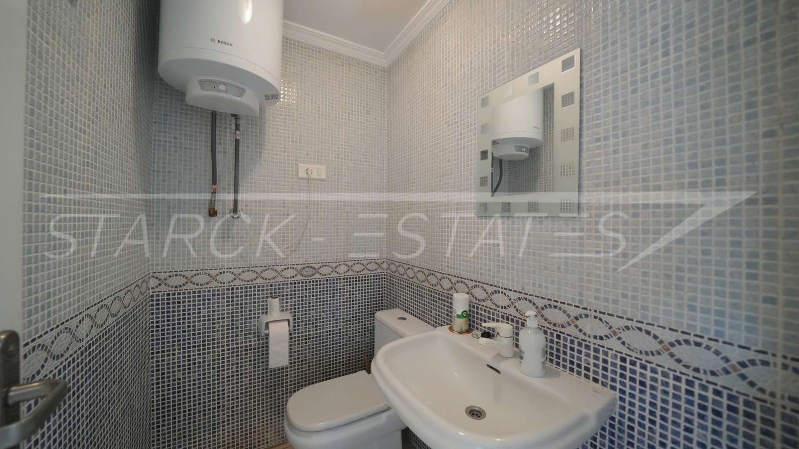 Apartamento de 2 habitaciones en Dénia en venta con piscina - 299.000 € (Ref: 9638073)