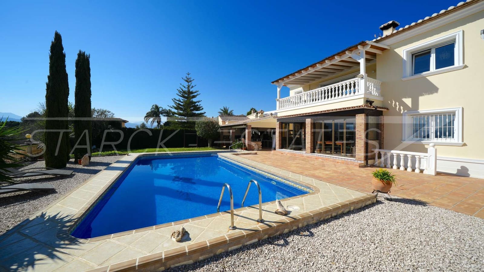 3 Zimmer Villa zu verkaufen in Beniarbeig mit Pool Garage - 689.000 € (Ref: 9638112)