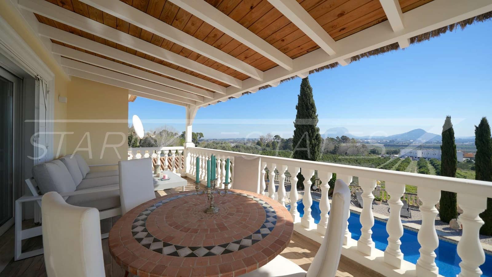 3 Zimmer Villa zu verkaufen in Beniarbeig mit Pool Garage - 689.000 € (Ref: 9638112)