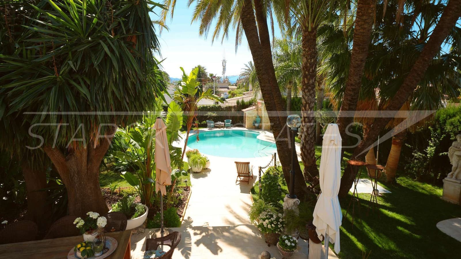 Chalet de 3 habitaciones en Els Poblets en venta con piscina garaje - 950.000 € (Ref: 9703252)