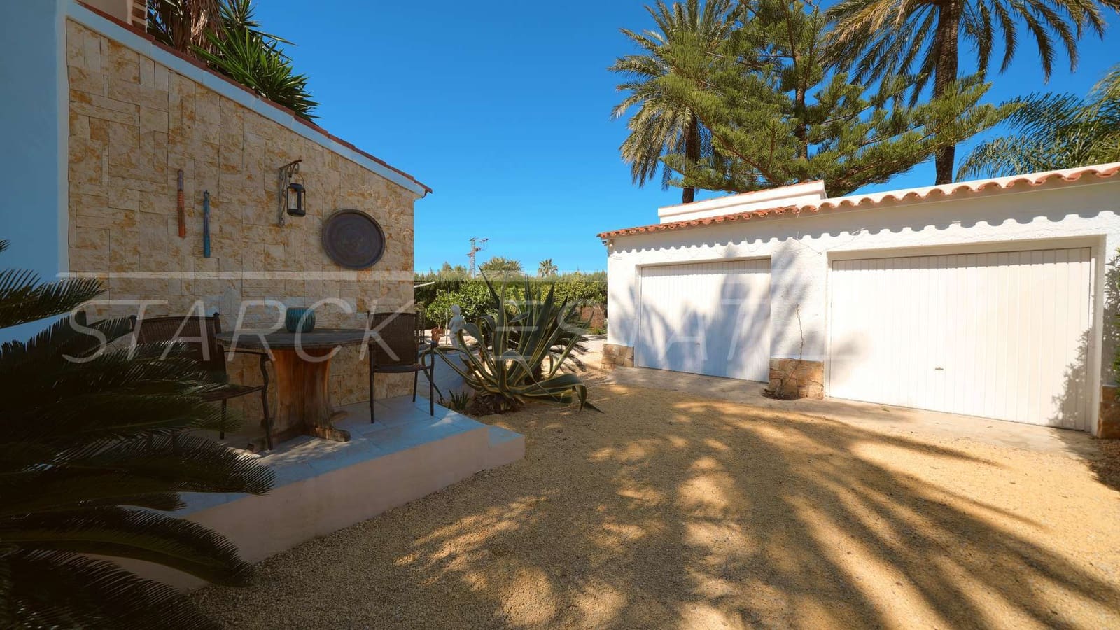 Chalet de 3 habitaciones en Els Poblets en venta con piscina garaje - 950.000 € (Ref: 9703252)