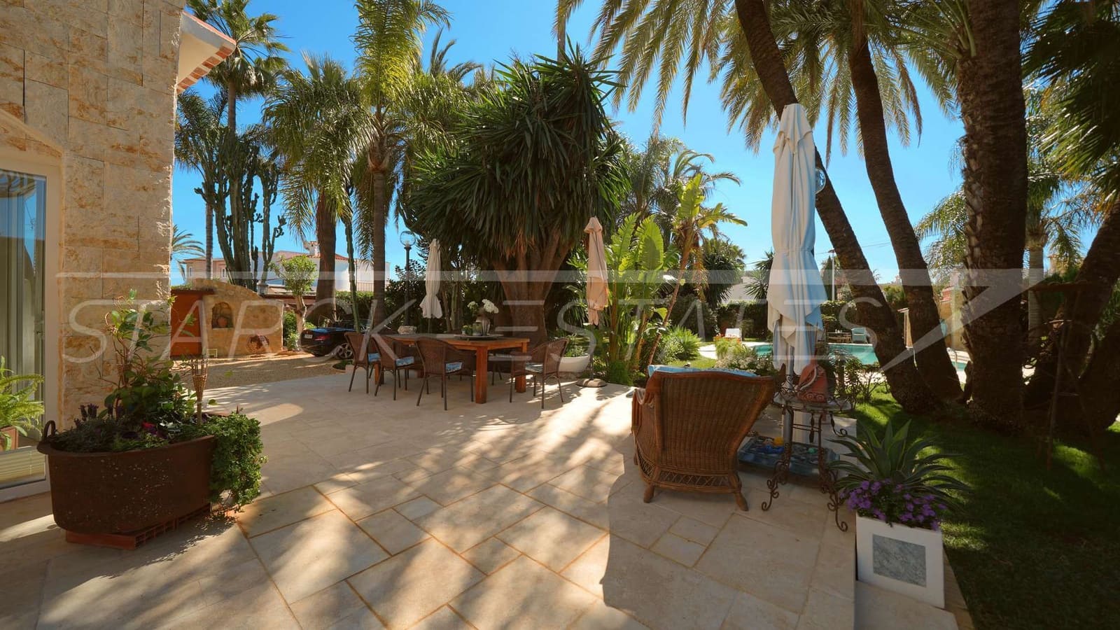 Chalet de 3 habitaciones en Els Poblets en venta con piscina garaje - 950.000 € (Ref: 9703252)