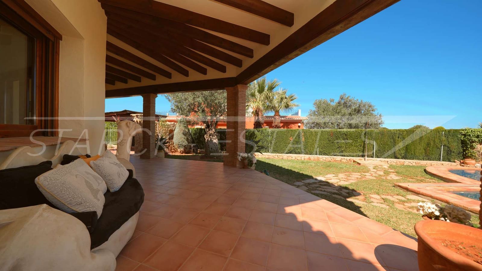 3 Zimmer Villa zu verkaufen in Denia mit Pool - 875.000 € (Ref: 9703348)