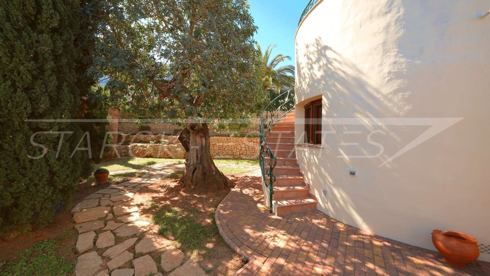 3 Zimmer Villa zu verkaufen in Denia mit Pool - 875.000 € (Ref: 9703348)