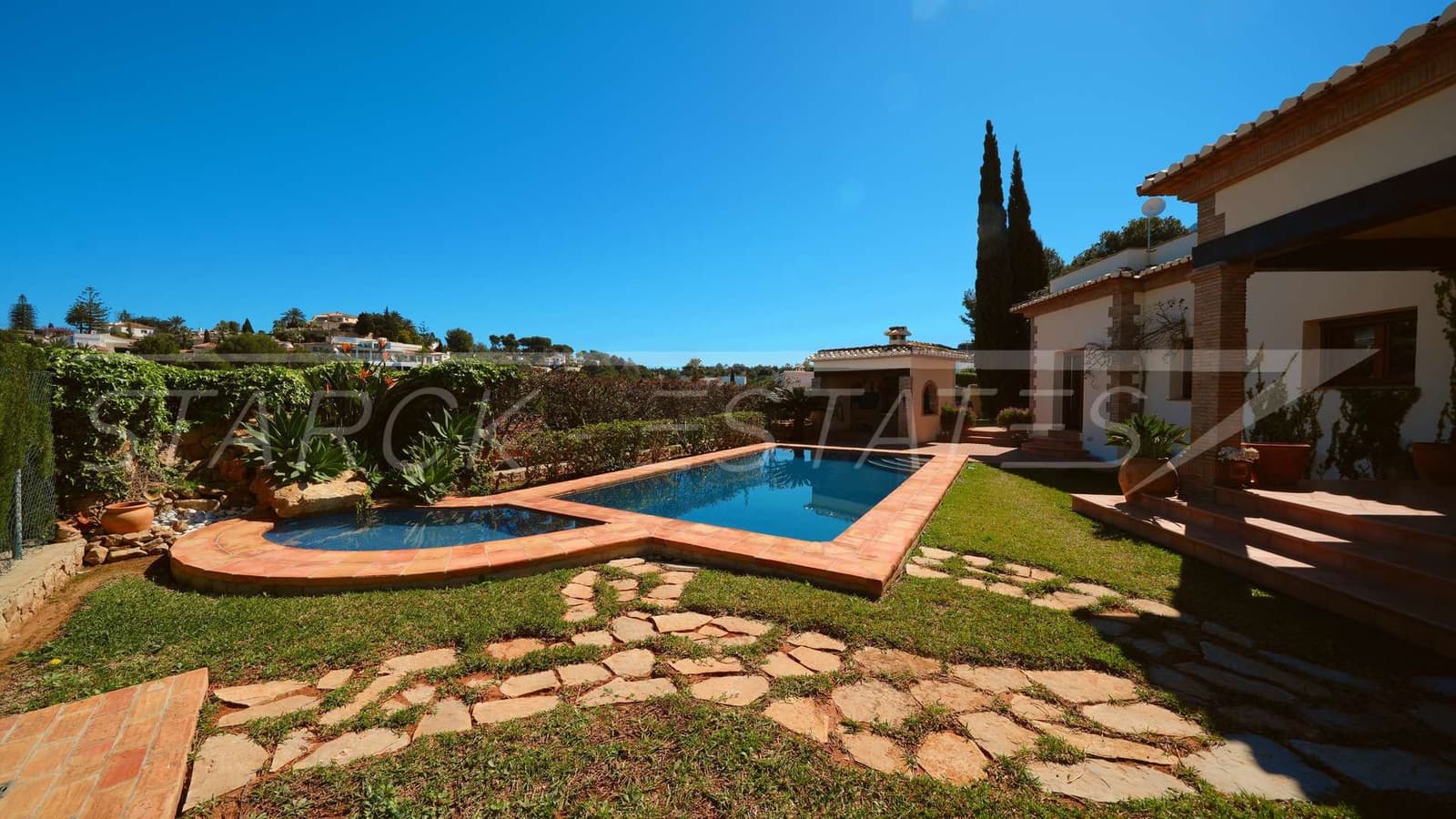 3 Zimmer Villa zu verkaufen in Denia mit Pool - 875.000 € (Ref: 9703348)