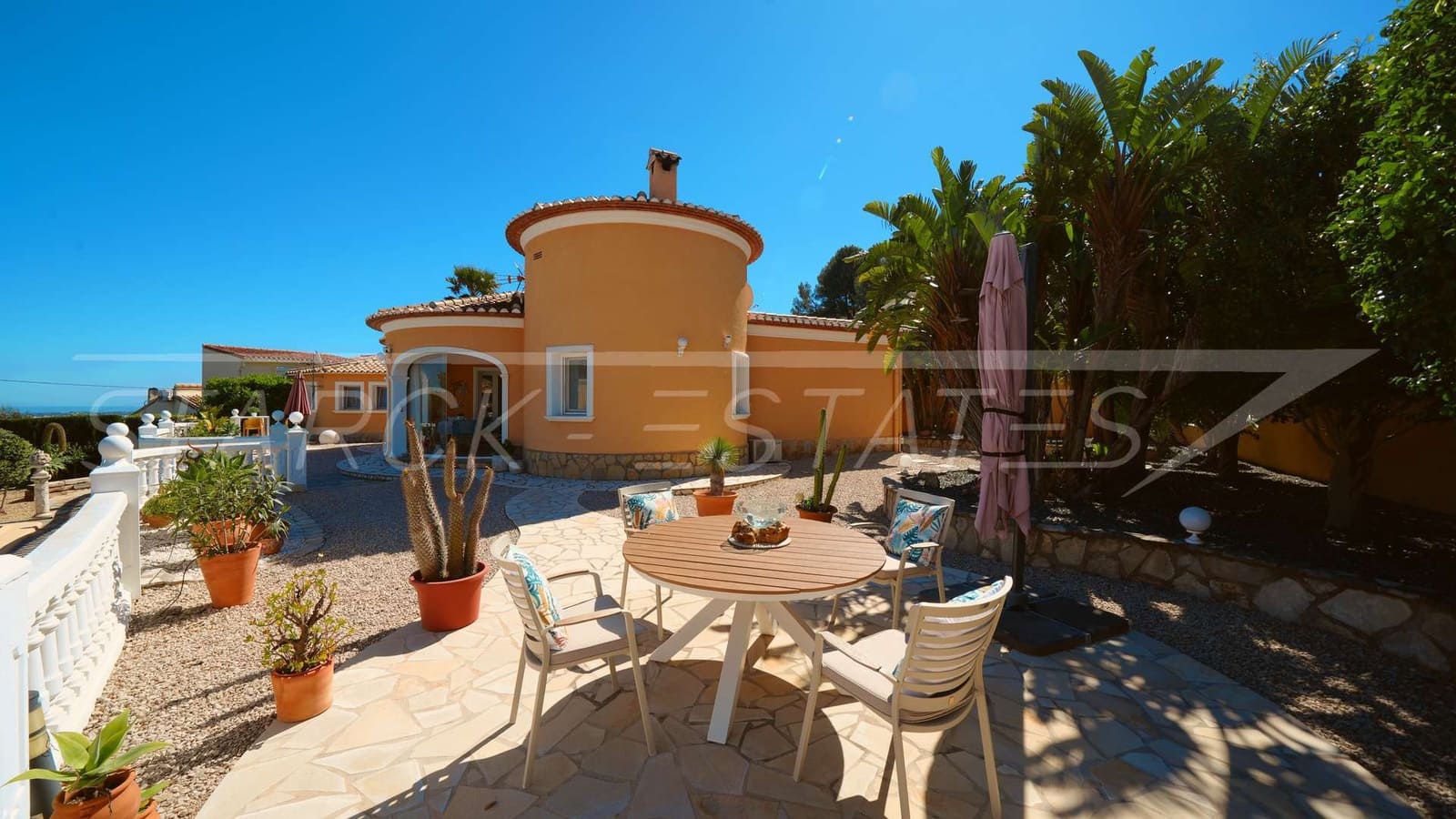 Chalet de 3 habitaciones en Orba en venta con piscina garaje - 690.000 € (Ref: 9758360)