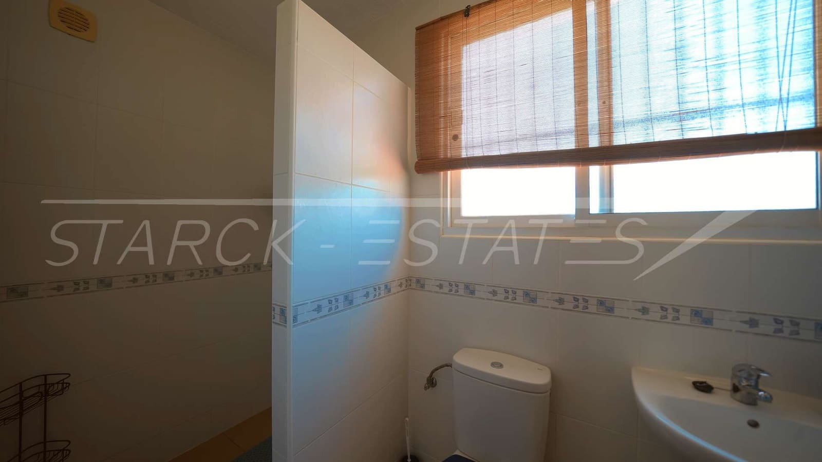 4 soverom Villa til salgs i Orba med svømmebasseng - € 515 000 (Ref: 9784923)