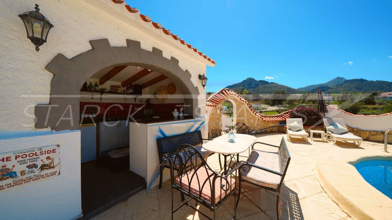 4 soverom Villa til salgs i Orba med svømmebasseng - € 515 000 (Ref: 9784923)