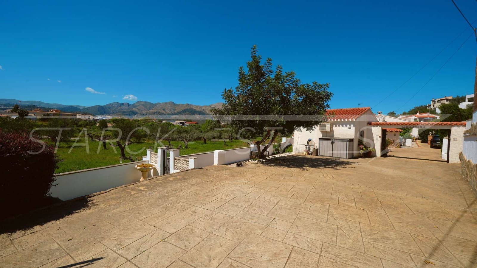 4 soverom Villa til salgs i Orba med svømmebasseng - € 515 000 (Ref: 9784923)