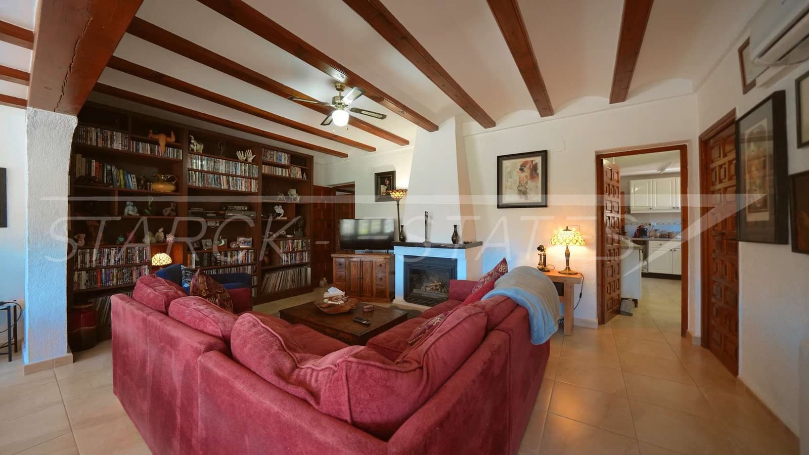 4 soverom Villa til salgs i Orba med svømmebasseng - € 515 000 (Ref: 9784923)