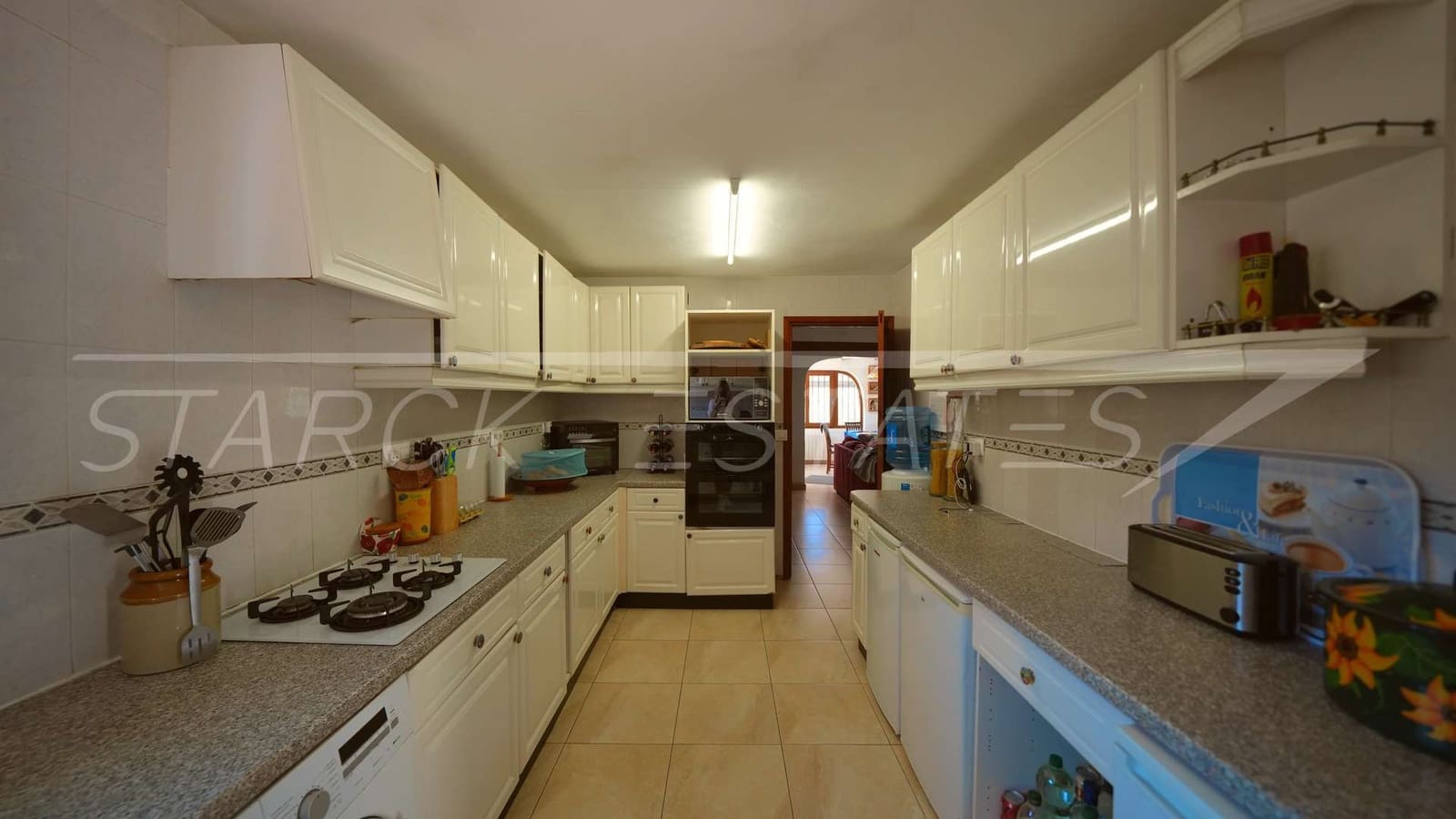 4 soverom Villa til salgs i Orba med svømmebasseng - € 515 000 (Ref: 9784923)