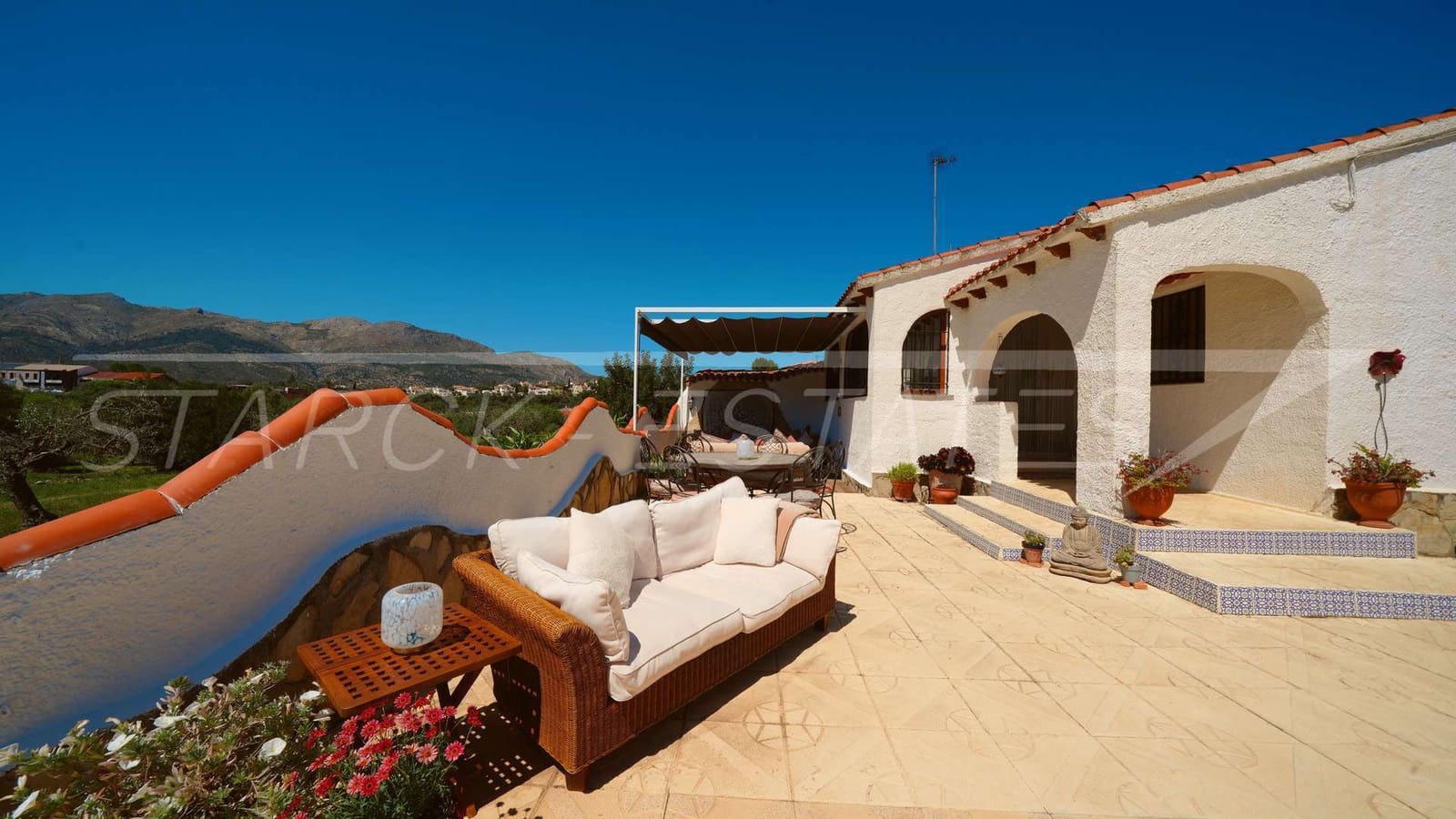 4 soverom Villa til salgs i Orba med svømmebasseng - € 515 000 (Ref: 9784923)