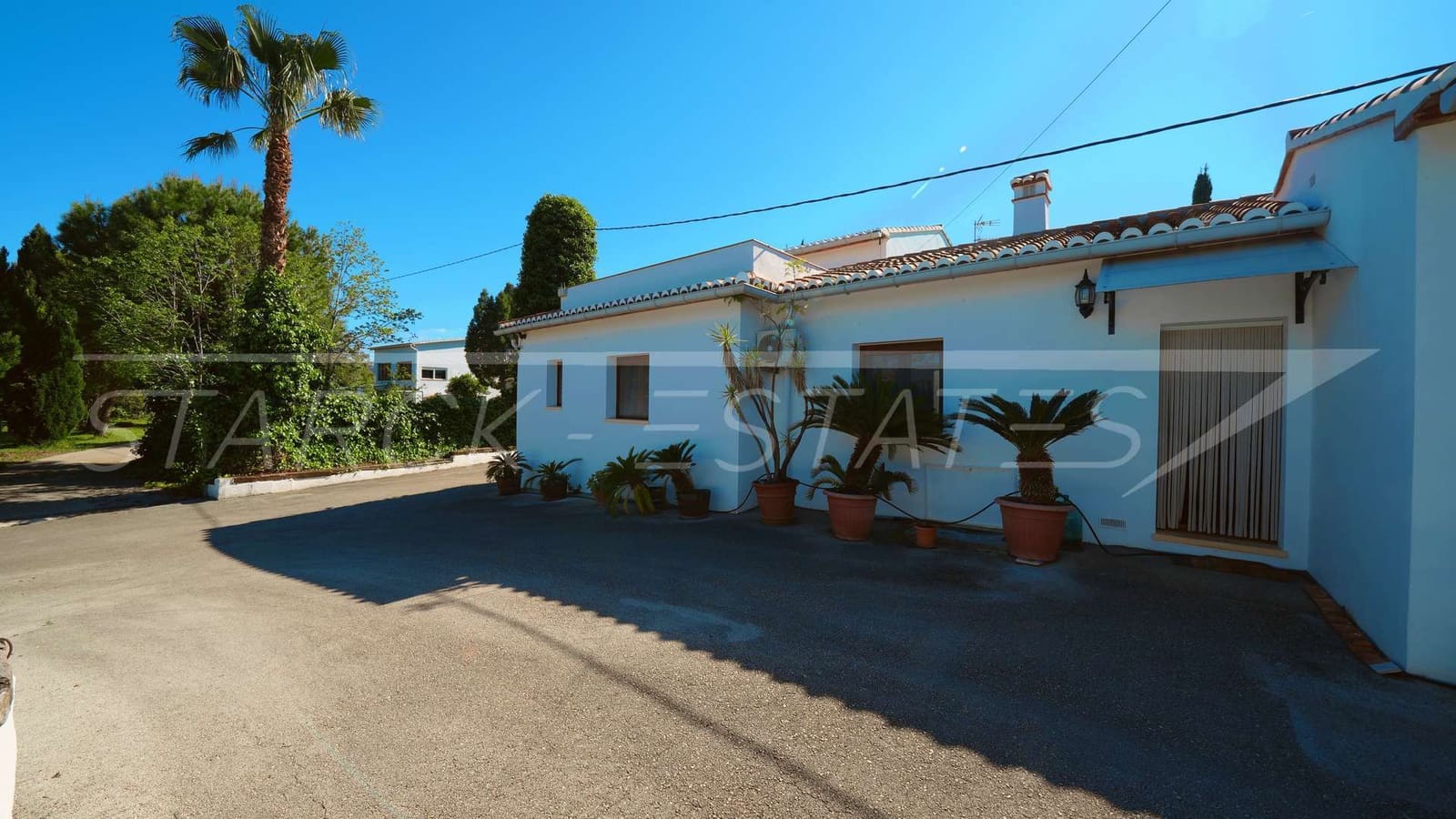 4 soverom Finca/Herregård til salgs i Pedreguer med svømmebasseng garasje - € 1 150 000 (Ref: 9793906)