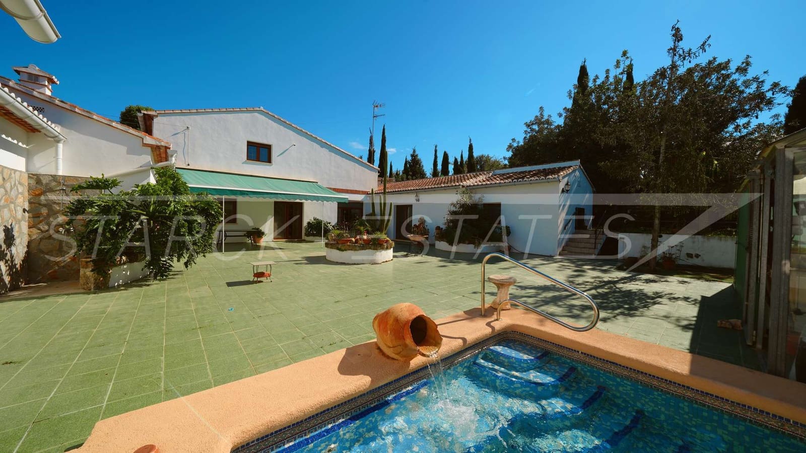 4 soverom Finca/Herregård til salgs i Pedreguer med svømmebasseng garasje - € 1 150 000 (Ref: 9793906)