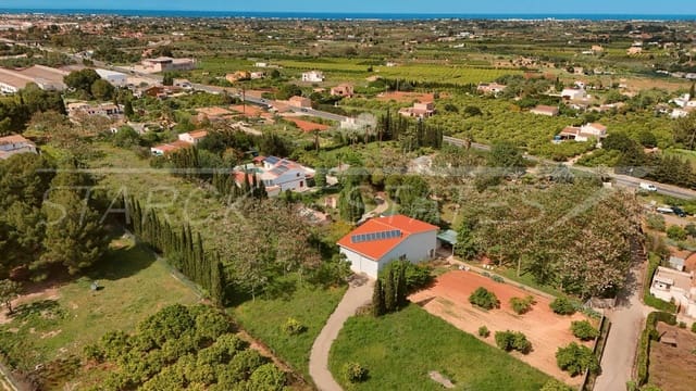 4 soverom Finca/Herregård til salgs i Pedreguer med svømmebasseng garasje - € 1 150 000 (Ref: 9793906)