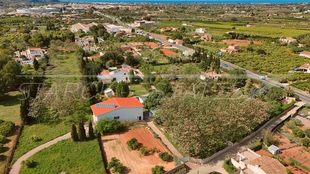 4 soverom Finca/Herregård til salgs i Pedreguer med svømmebasseng garasje - € 1 150 000 (Ref: 9793906)