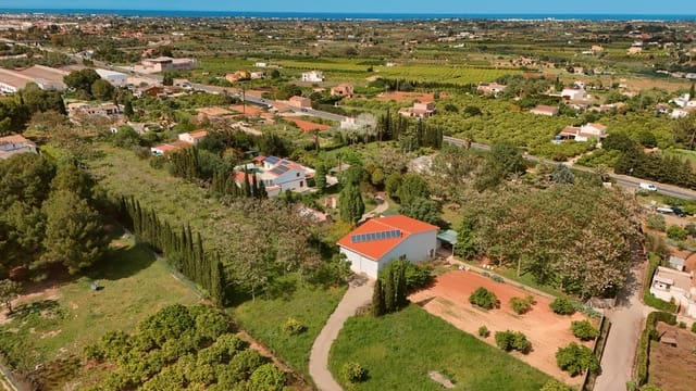4 chambre Finca/Maison de Campagne à vendre à Pedreguer avec piscine garage - 1 150 000 € (Ref: 9793906)