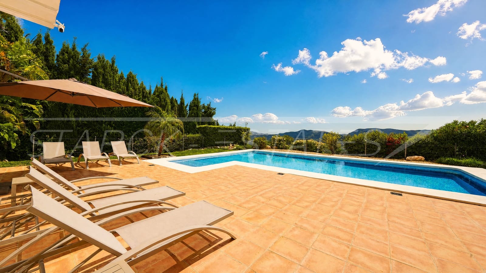 4 soveværelse Villa til salg i Javea / Xabia med swimmingpool - € 1.395.000 (Ref: 9841598)