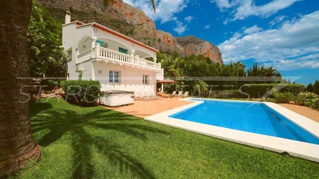 4 soverom Villa til salgs i Centro ciudad, Javea / Xàbia med svømmebasseng - € 1 395 000 (Ref: 9841598)
