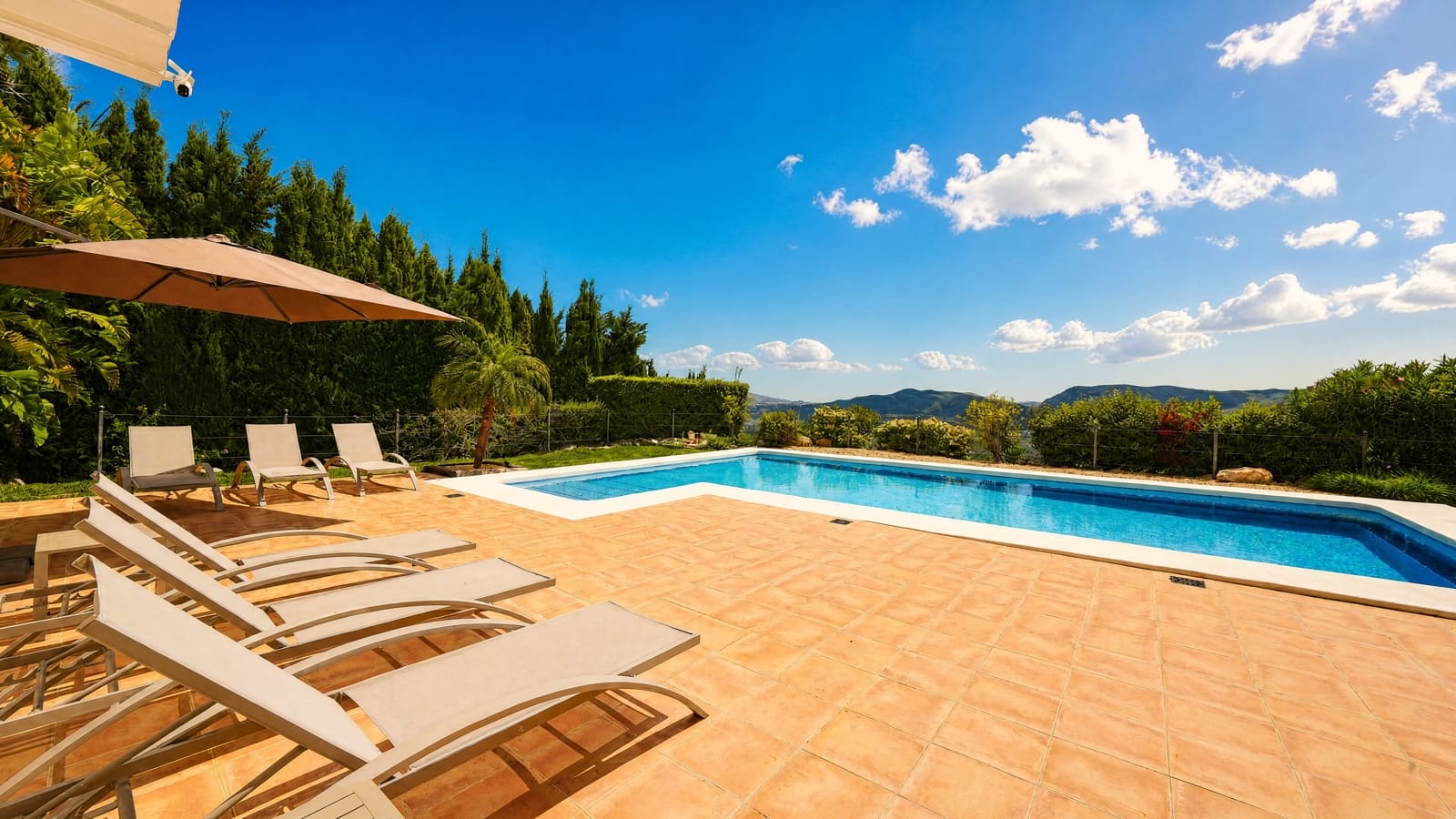 4 soverom Villa til salgs i Javea / Xabia med svømmebasseng garasje - € 1 395 000 (Ref: 9841598)