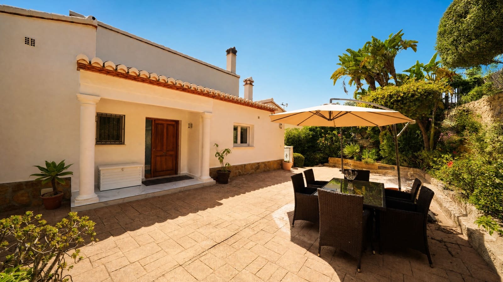 4 soverom Villa til salgs i Javea / Xabia med svømmebasseng garasje - € 1 395 000 (Ref: 9841598)