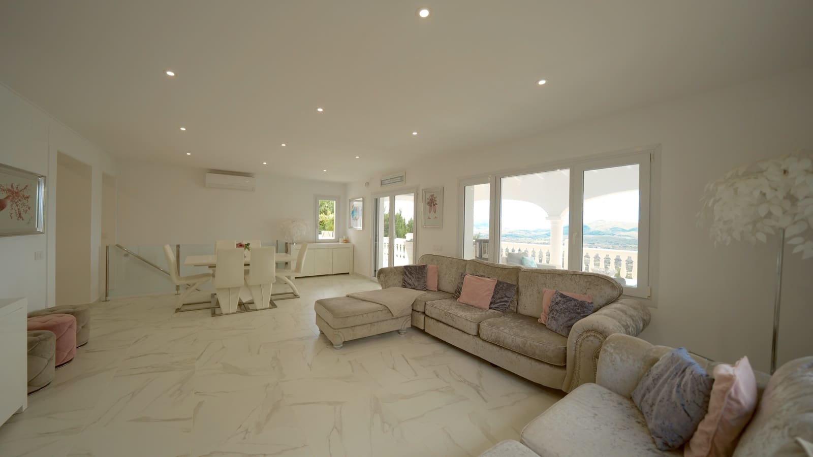 4 soverom Villa til salgs i Javea / Xabia med svømmebasseng garasje - € 1 395 000 (Ref: 9841598)