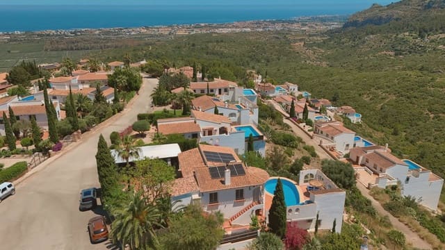 3 sovrum Villa till salu i Monte Pego, Pego med pool - 499 000 € (Ref: 9863451)