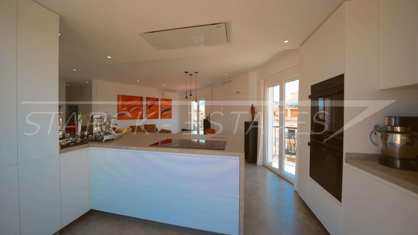 3 slaapkamer Penthouse te koop in Denia met zwembad - € 695.000 (Ref: 9867369)