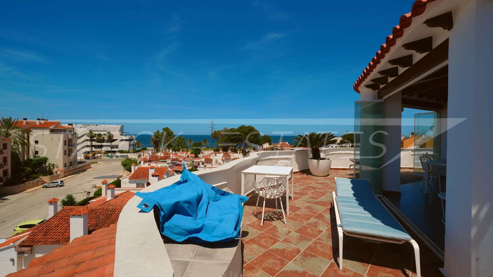 3 slaapkamer Penthouse te koop in Denia met zwembad - € 695.000 (Ref: 9867369)