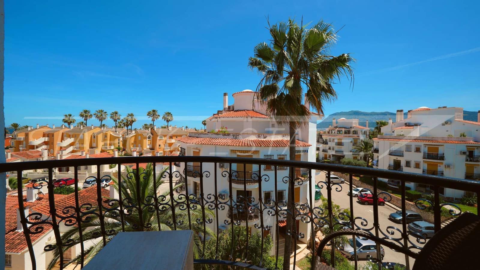 3 slaapkamer Penthouse te koop in Denia met zwembad - € 695.000 (Ref: 9867369)
