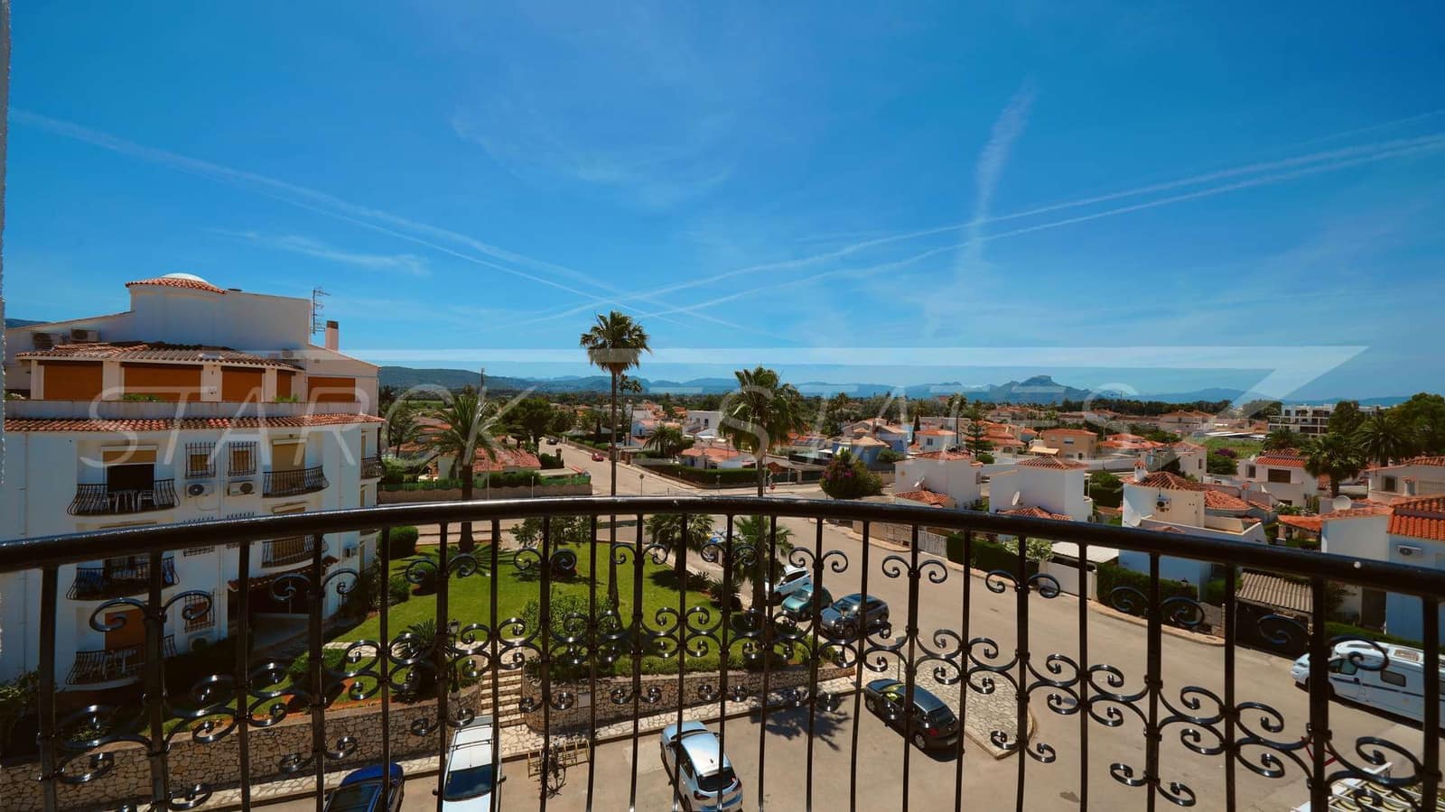 3 slaapkamer Penthouse te koop in Denia met zwembad - € 695.000 (Ref: 9867369)