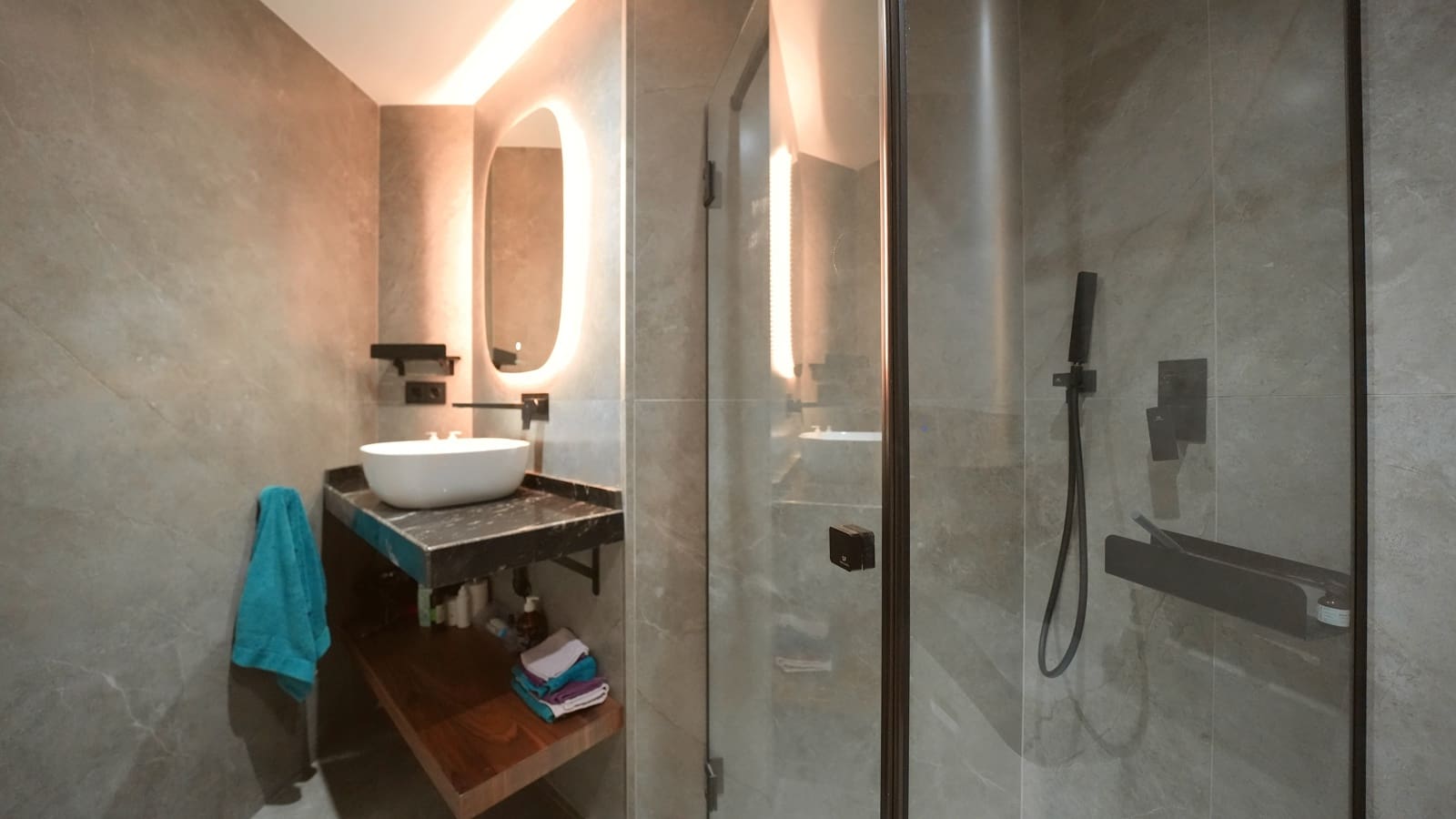 Apartamento de 3 habitaciones en Dénia en venta con piscina garaje - 695.000 € (Ref: 9867369)