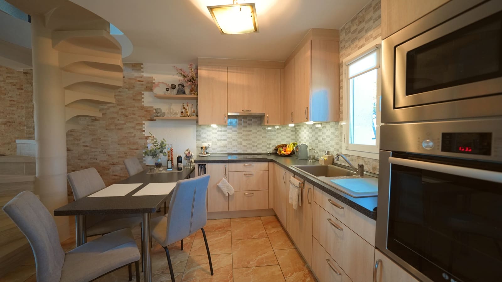 3 bedroom Townhouse for sale in Els Poblets with pool garage - € 299,000 (Ref: 9867597)