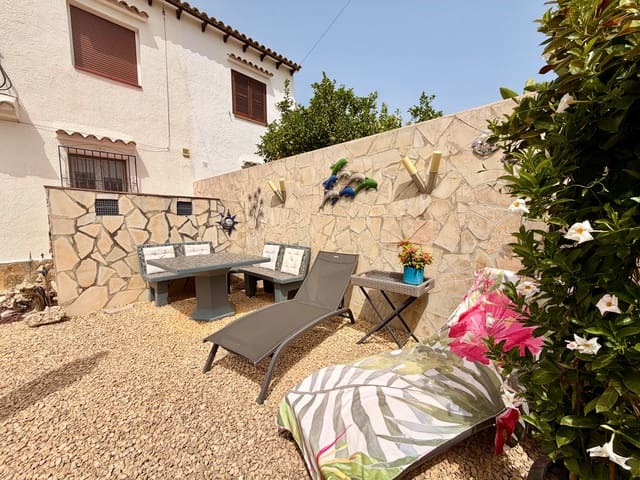 Casa de 3 habitaciones en Els Poblets en venta con piscina - 299.000 € (Ref: 9867597)