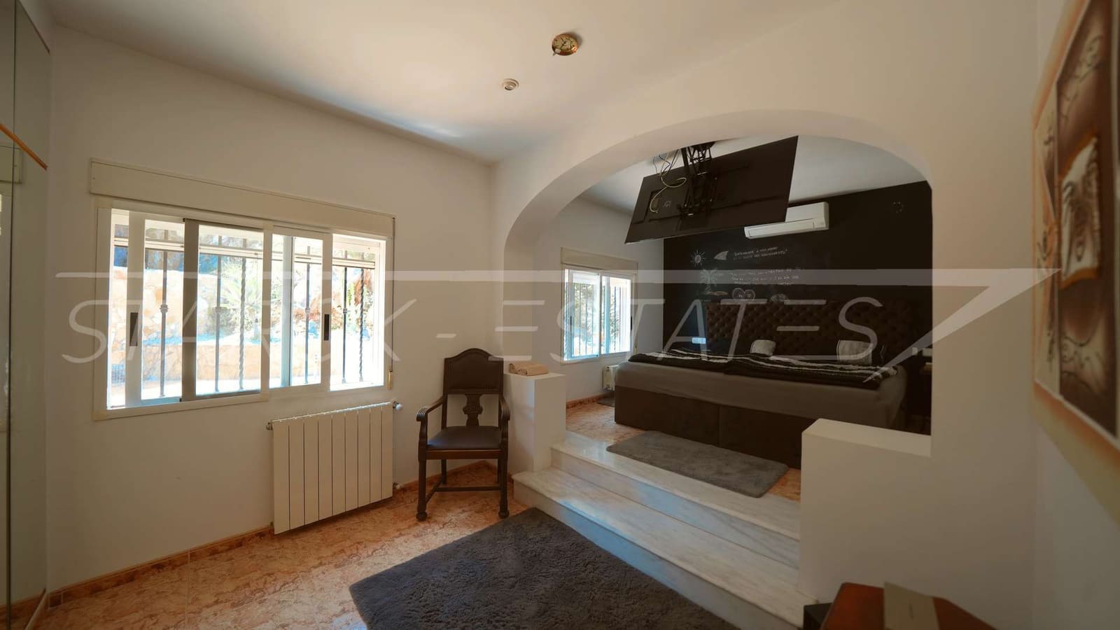 4 soverom Villa til salgs i Oliva med svømmebasseng - € 465 000 (Ref: 9905207)