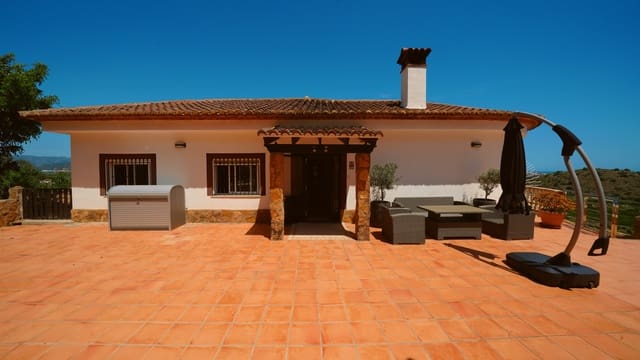 4 soveværelse Villa til salg i Oliva Pueblo, Oliva med swimmingpool - € 465.000 (Ref: 9905207)