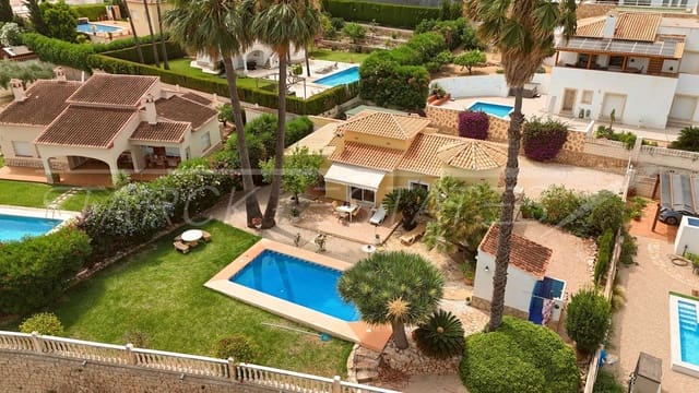 2 soveværelse Villa til salg i Beniarbeig med swimmingpool - € 435.000 (Ref: 9917612)